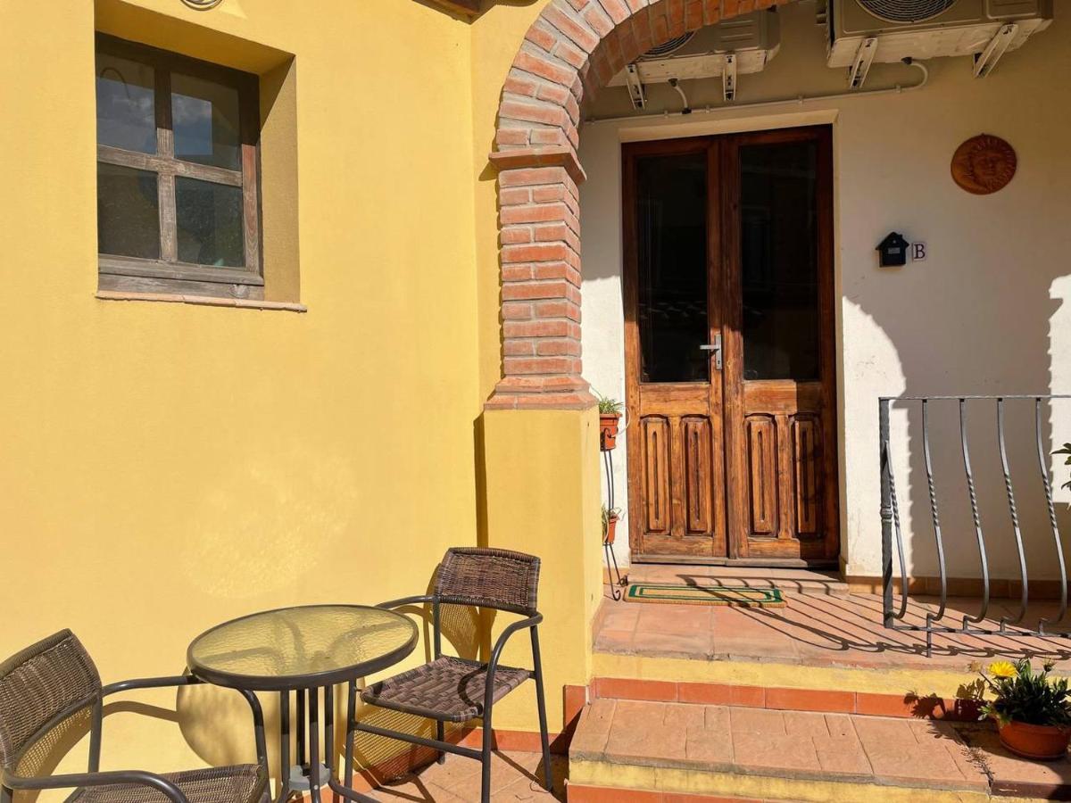 Aventina Holiday Home Burcei Kültér fotó